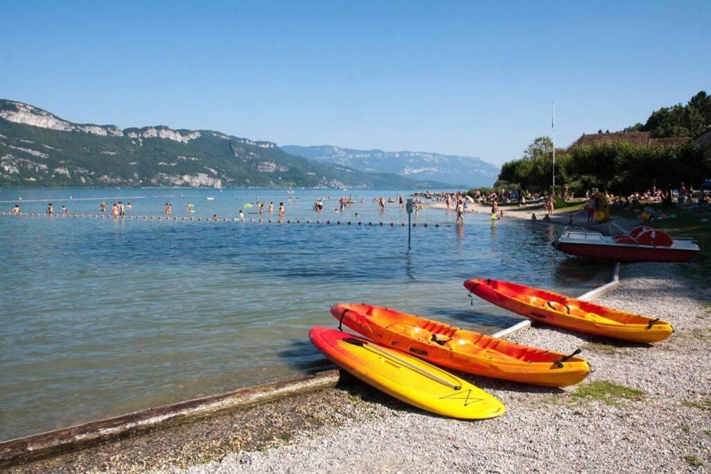 Le Portougais, Chalet A Chanaz, La Petite Venise Savoyarde エクステリア 写真